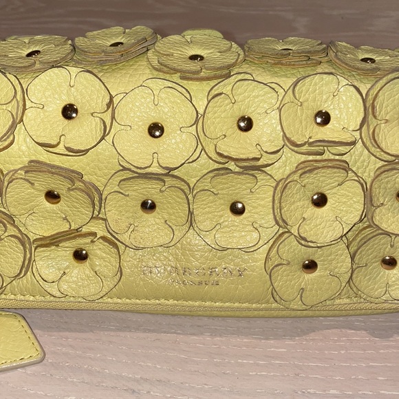 Burberry The Petal With Flowers Clutch, Yellow, - Picture 3 of 11